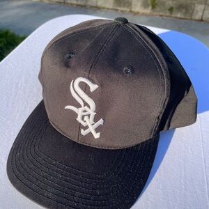Official Chicago White Sox Hat Cap Snapback Black Embroidered ESPN Radio 1000